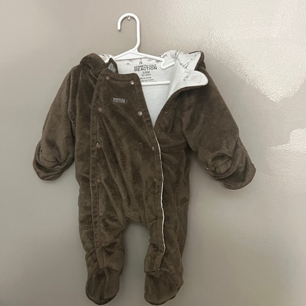 Kenneth Cole Reaction Brown Kids Footie One Piece - Picture 1 of 3